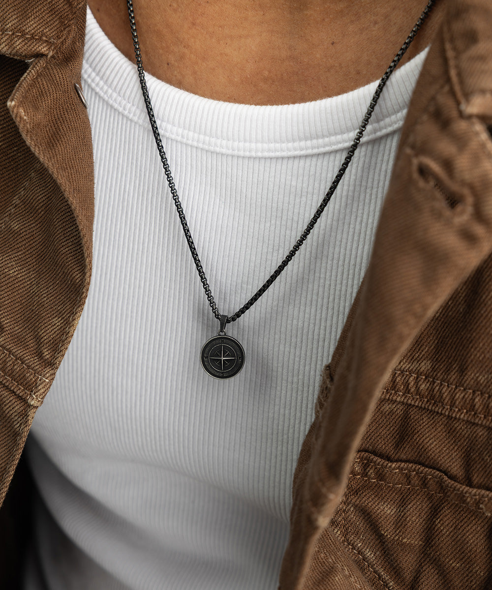 Compass Rose Necklace | Vintage – Pig & Hen
