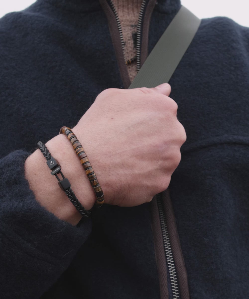 Catena Foxtail Black | Black